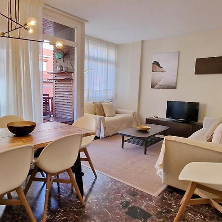 Modern Apartment Close To The Camp Nou Stadium Barcelona Exterior photo
